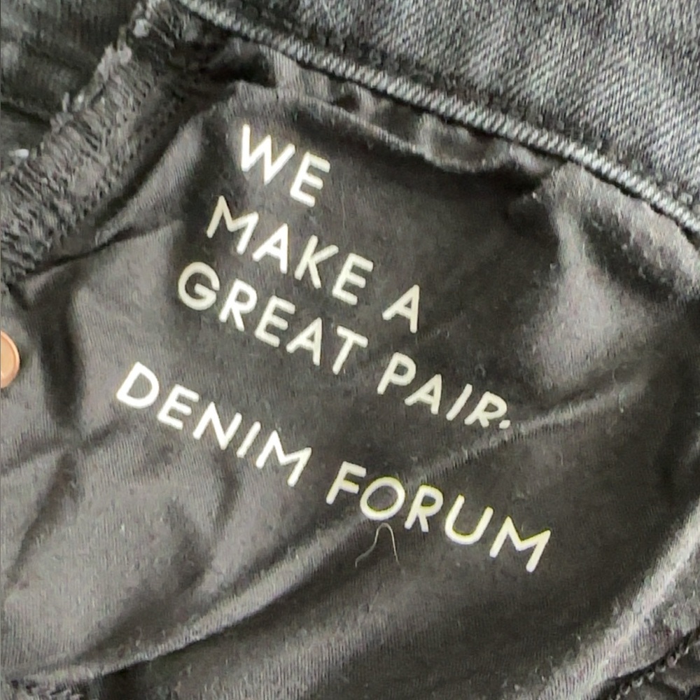 Aritzia Denim Forum The Arlo Hi-Rise Straight Jean Black Eyeliner - Picture 16 of 16